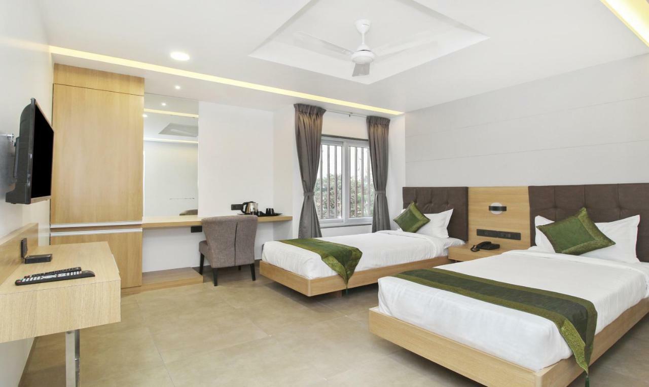 Treebo City Inn Satara Buitenkant foto